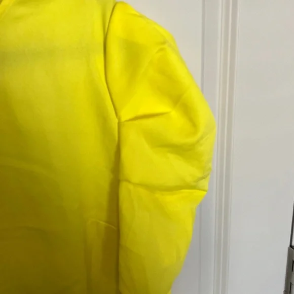 SHEIN SPRING Yellow ruched Puff Sleeve Blouse plus size - Picture 4 of 9